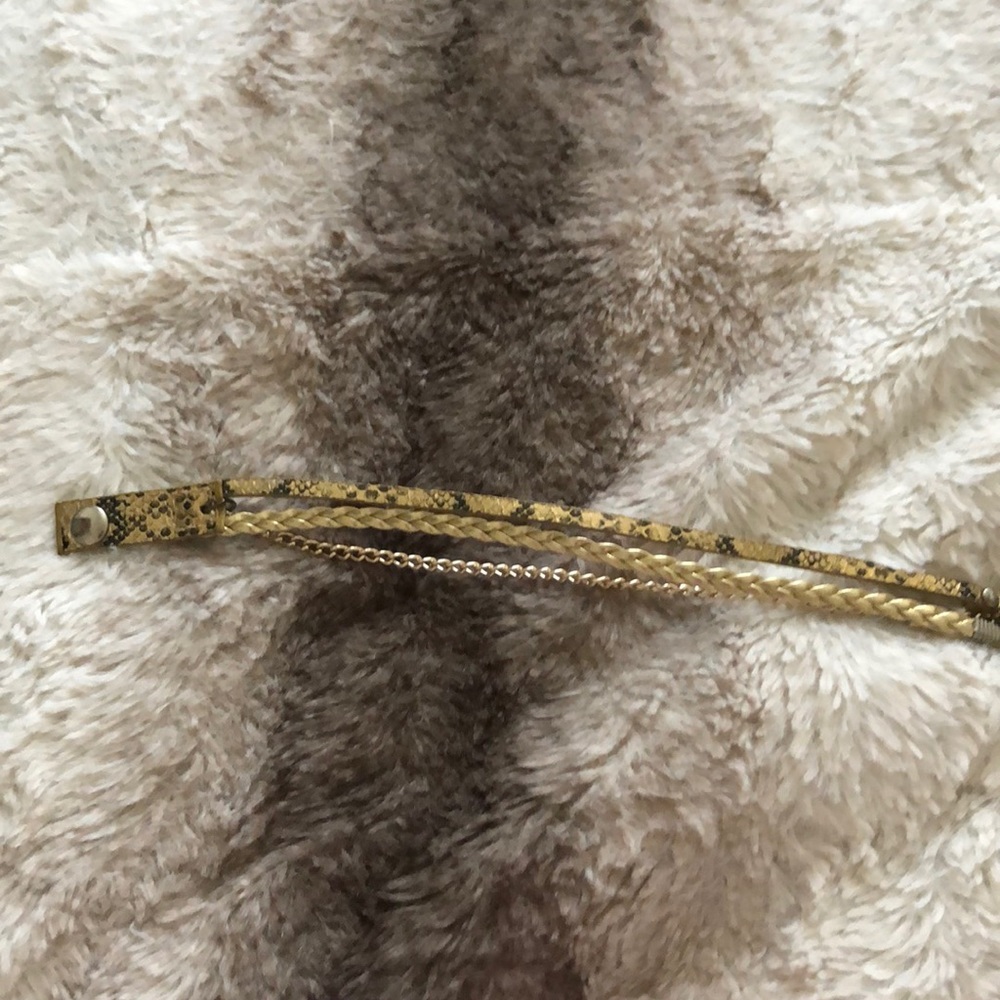 Watch - Picture 2 of 3